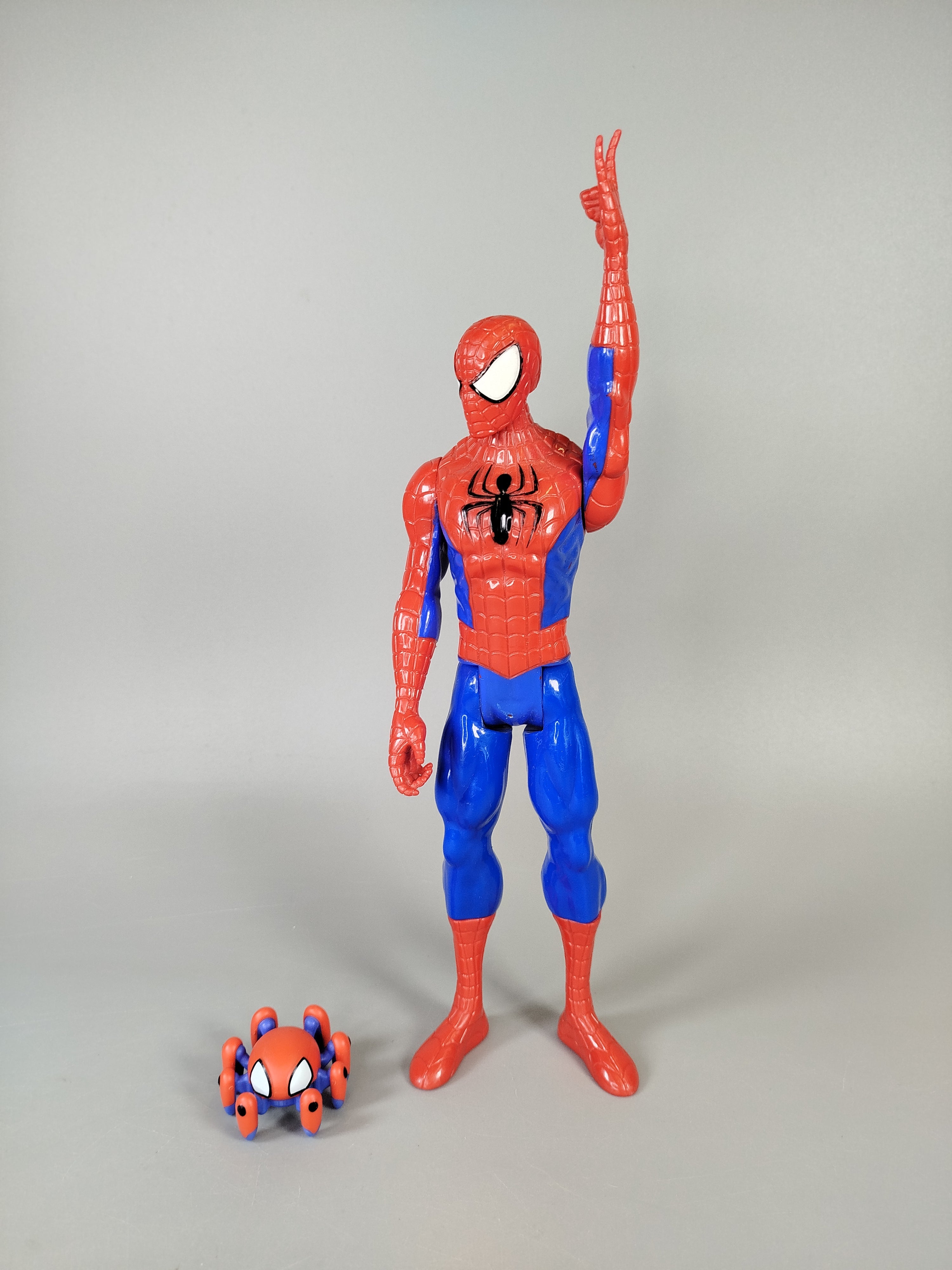 Hasbro Marvel Spiderman ca 30 cm Actionfigur